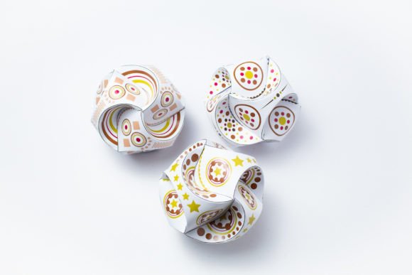 Review: 3D SVG Christmas Baubles Set for Crafts